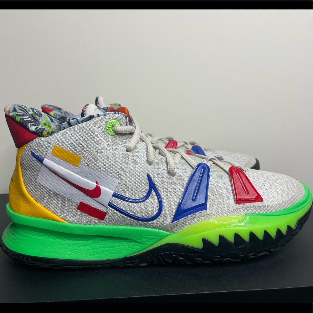 Nike Kyrie “7 Visions”. Used. Size 11.5